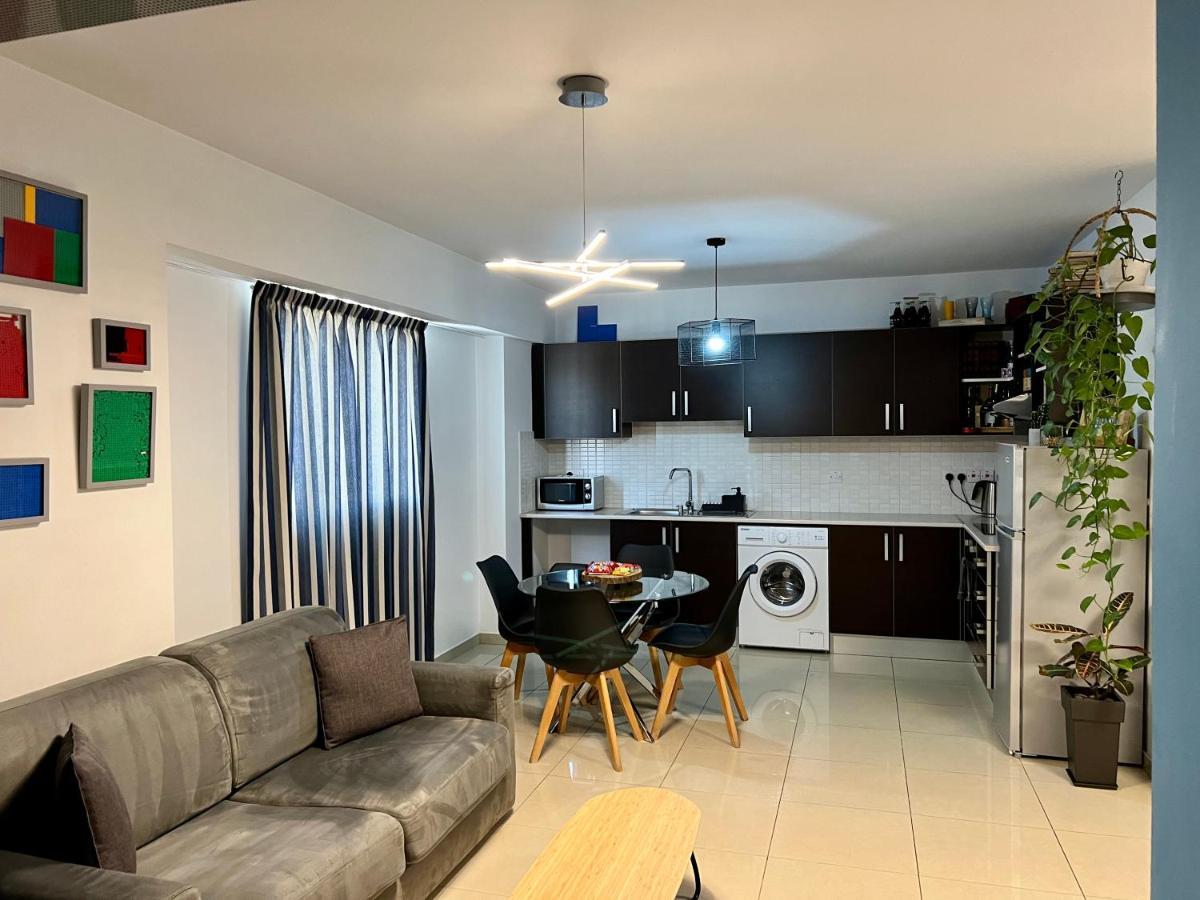 Fat Cow Apartment 103 Larnaca Buitenkant foto